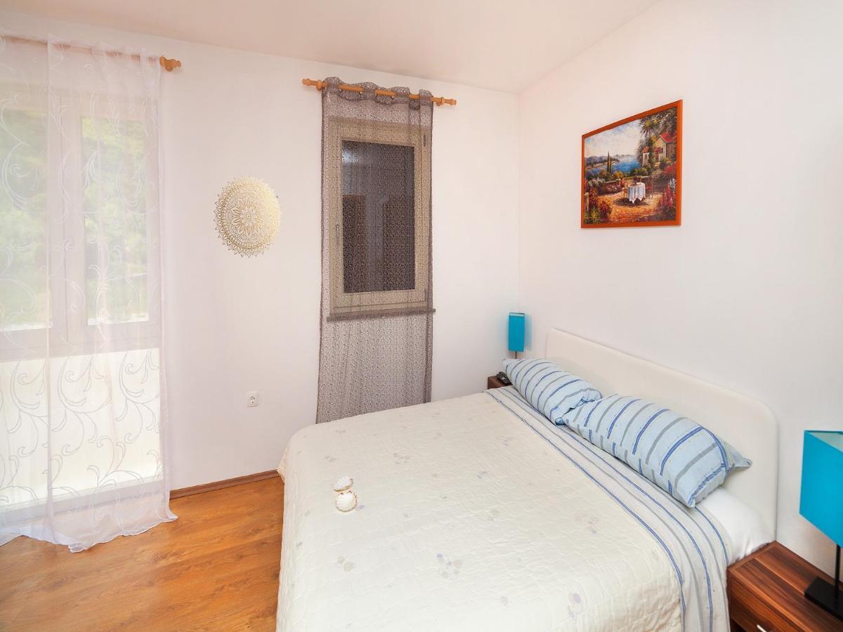 Apartments Barbara Brseč Extérieur photo