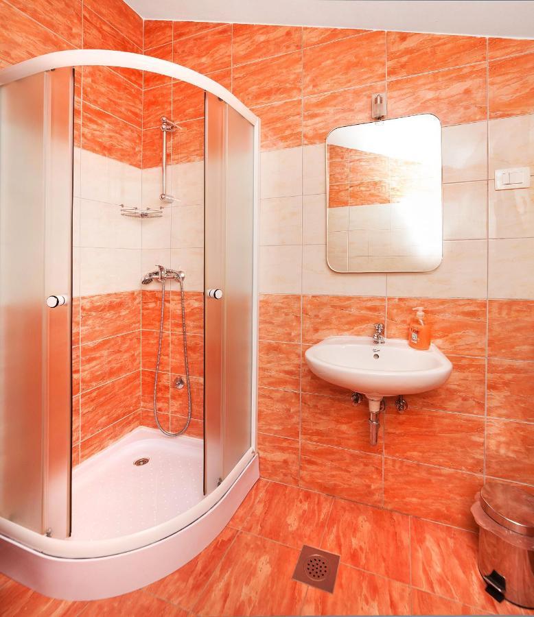 Apartments Barbara Brseč Extérieur photo