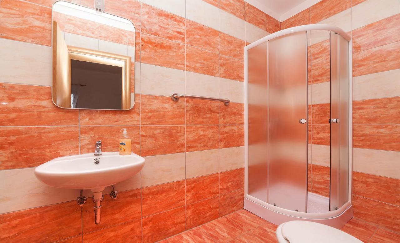 Apartments Barbara Brseč Extérieur photo